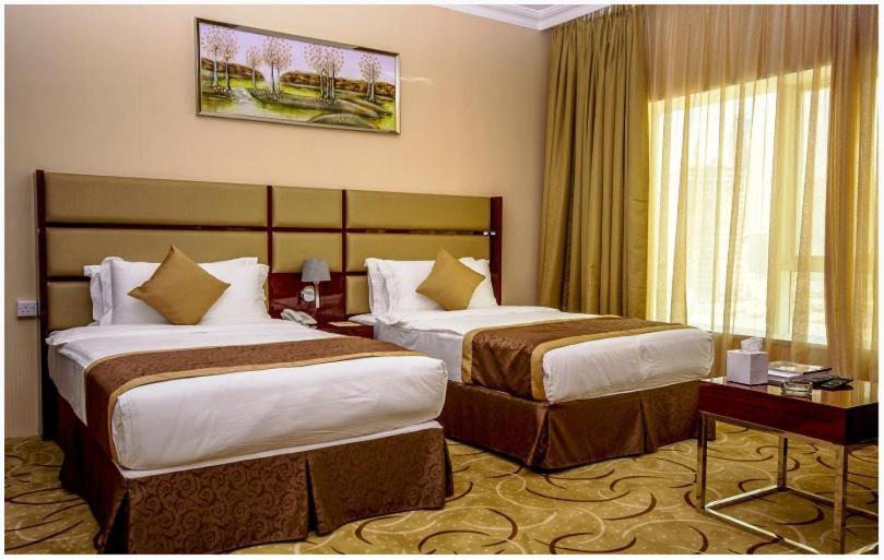 Al Azmi Hotel 115 Sharjah Luaran gambar
